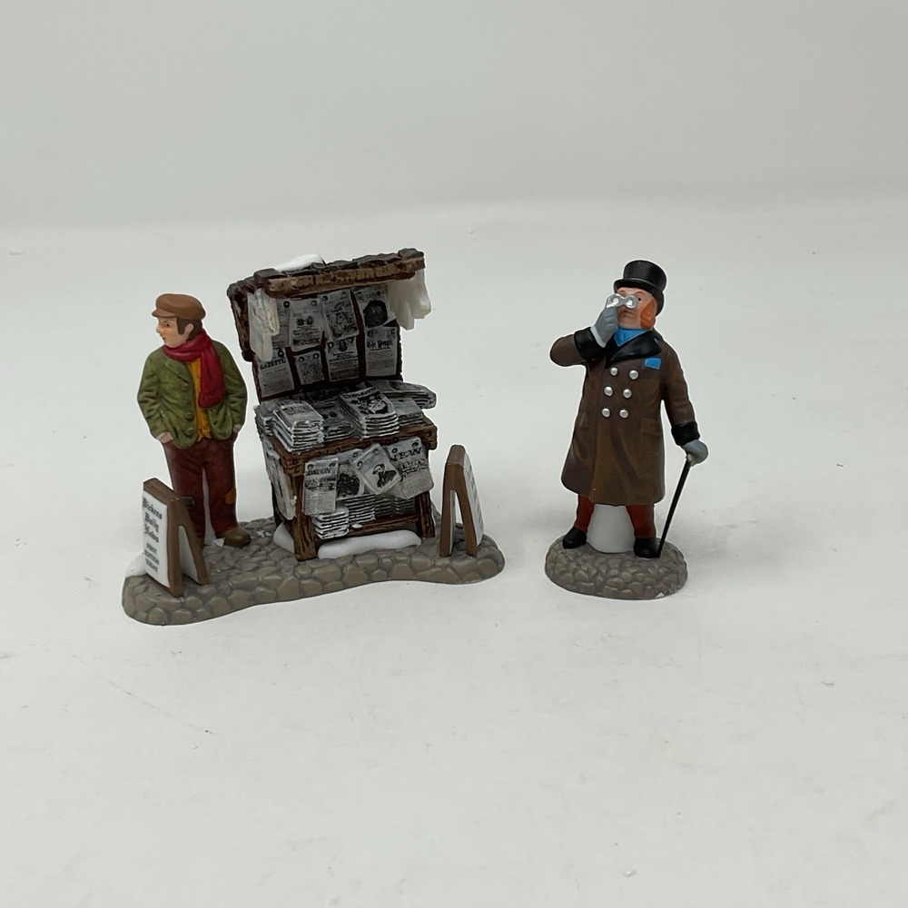 Dept 56 Dickens Village Heritage Collection London Newspaper Stand 56.58560